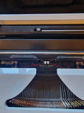 Máquina de Escribir Erika Retro (Años 70/80)