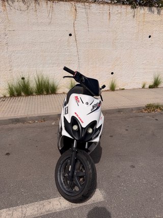 Yamaha Jog RR ( ITV junio 2027)