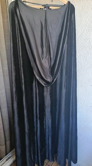 Capa El Costurero Real - Terciopelo Negro