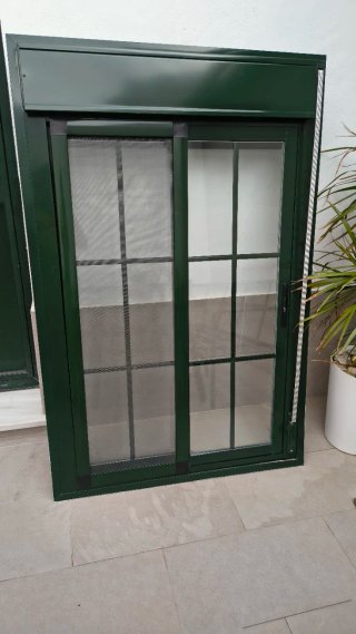 Ventana de aluminio