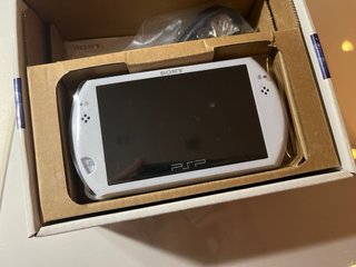 PSP Go Nueva Sin Usar