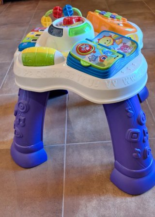 Mesa de actividades Vtech interactiva