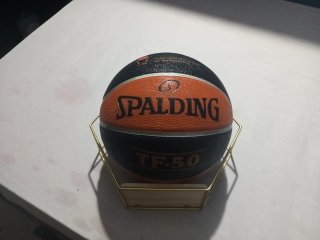 Balón de Baloncesto Spalding TF-50
