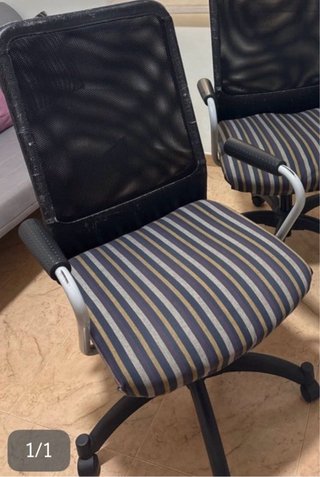 Silla de oficina con asiento estampado