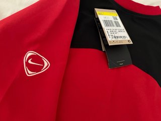 Jersey Nike Rojo y Negro