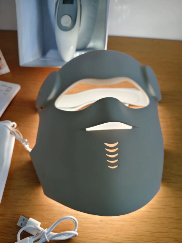 Maschera facciale LED 3D SCZND