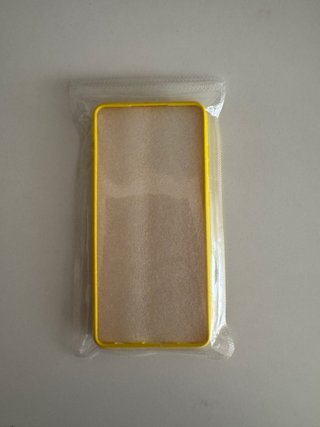 Funda móvil amarilla Samsung A52s 5G