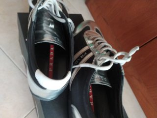 Scarpe Prada nere e argento
