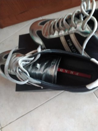 Scarpe Prada nere e argento