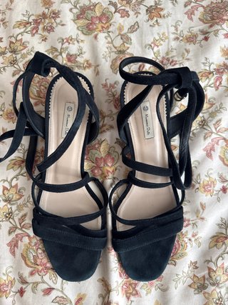 Sandalias Massimo Dutti ante tacón madera