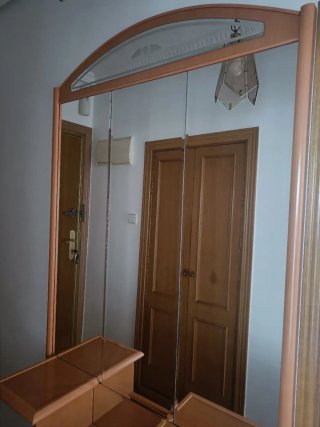 Mueble recibidor madera con espejo