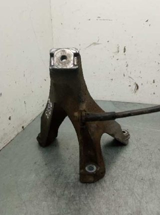 Soporte 8e0199308af audi a4 2.0 tdi mt (140 216713