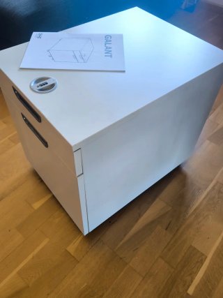 Cajonera Ikea Galant Blanca