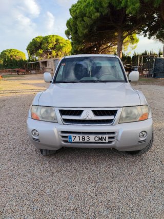 Mitsubishi Montero 2003