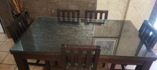 Mesa de comedor con 6 sillas
