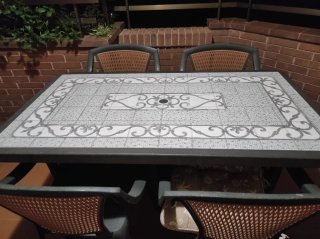 Conjunto mesa y sillas jardín metal y mimbre