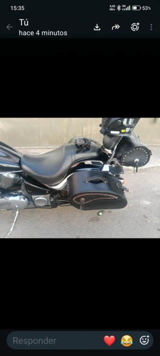 Kawasaki VN 900 Custom Negra y Cromada