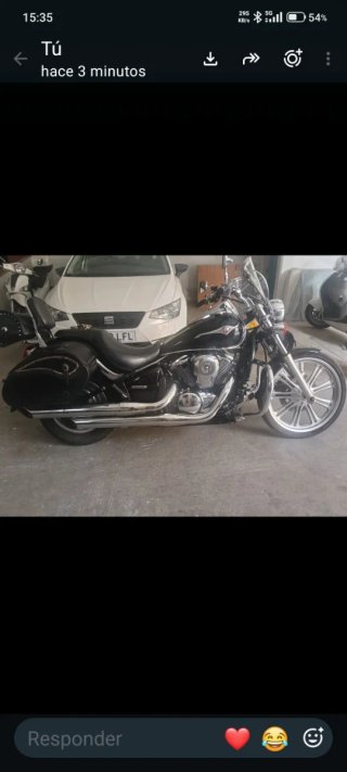 Kawasaki VN 900 Custom Negra y Cromada
