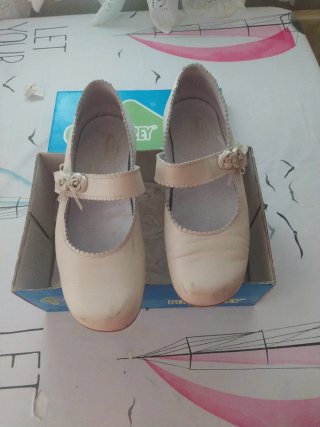 Zapatos de Comunión Beige Niña talla 34 regalo