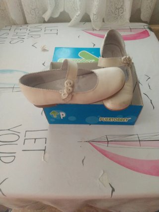Zapatos de Comunión Beige Niña talla 34 regalo