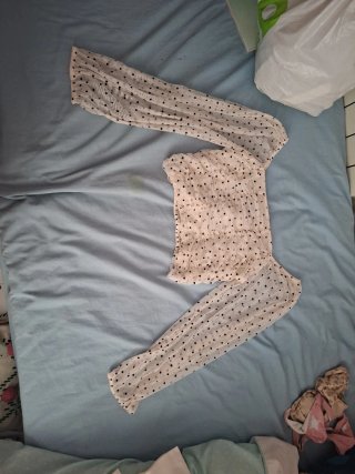 Blusa manga larga lunares