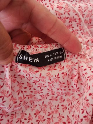 Vestido de tirantes con estampado floral