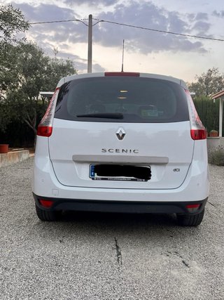 Renault Grand Scenic 2016