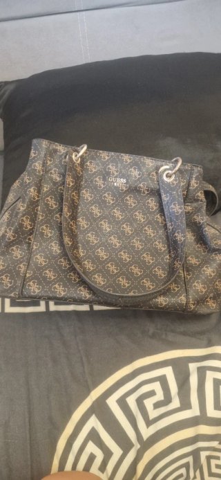 Bolso Guess Marrón y Beige