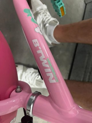 Bicicleta Infantil B'TWIN Unicorn 14' con ruedines