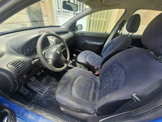 Peugeot 206 2001