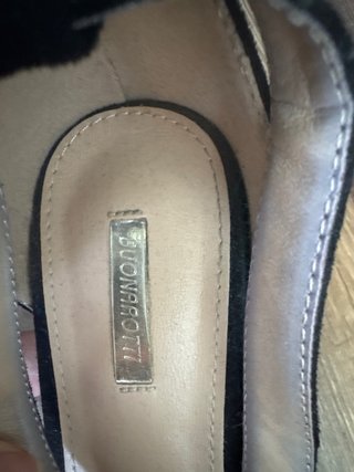 Zapatos de tacón negros