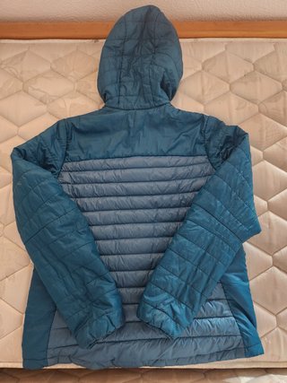 Chaqueta Quechua azul con capucha