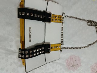 Borsa Gio Cellini bianca con borchie