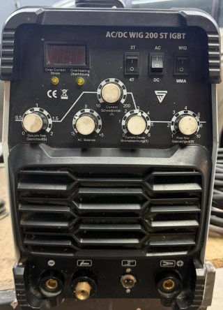 Soldador AC/DC WIG 200 ST IGBT