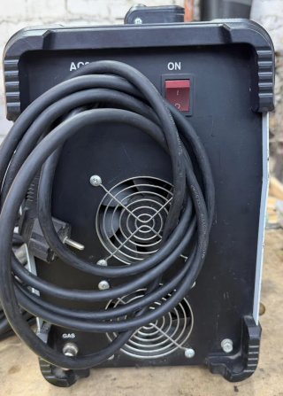 Soldador AC/DC WIG 200 ST IGBT