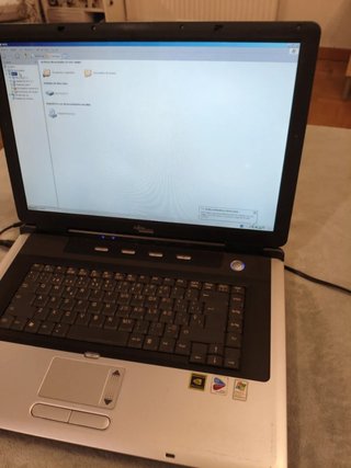 Portátil Fujitsu Amilo M3438G XP