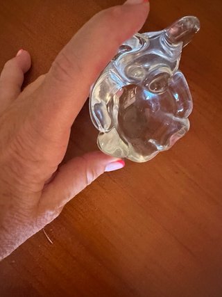 Oso de cristal rosa y transparente
