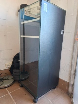 Mueble auxiliar cristal y madera