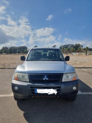 Mitsubishi Montero 2006