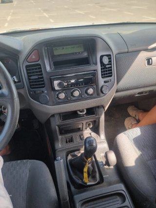 Mitsubishi Montero 2006
