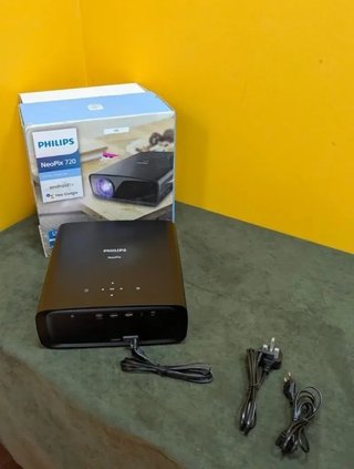 Philips NeoPix 720, proyector