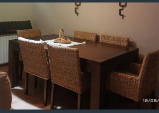 Mesa de comedor extensible de madera