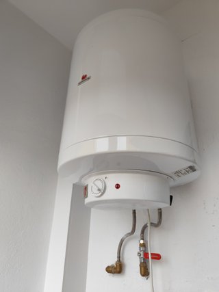 Termo Eléctrico Saunier Duval Blanco