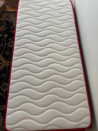 Cama 90x190cm: Colchón y Somier de madera
