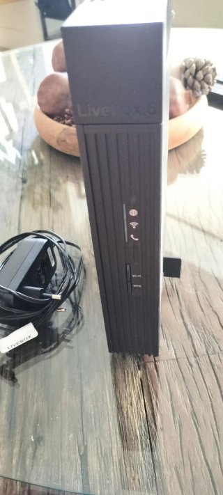 Pack Smart TV 4K + Router WI-FI 6 + Cable HDMI