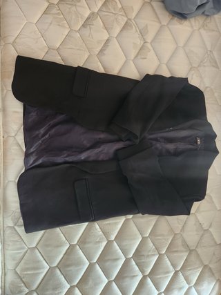 Americana Zara Negra Clásica