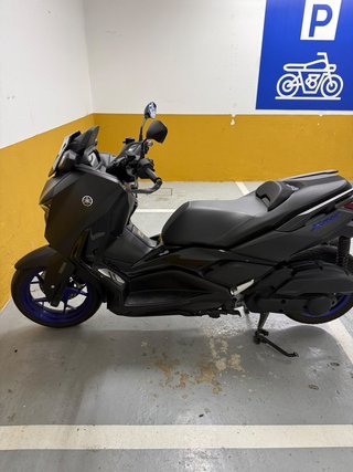 Yamaha Xmax 125 Negra