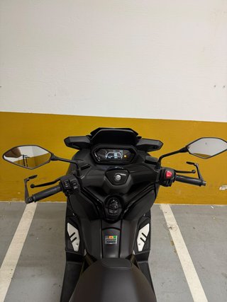 Yamaha Xmax 125 Negra