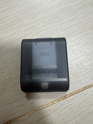 Sony PSP Go!Explore GPS + soporte coche + adaptado