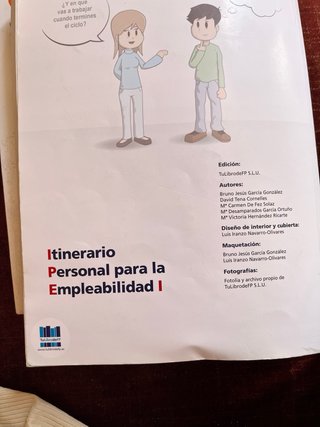 Libros de administración y finanzas primer año.